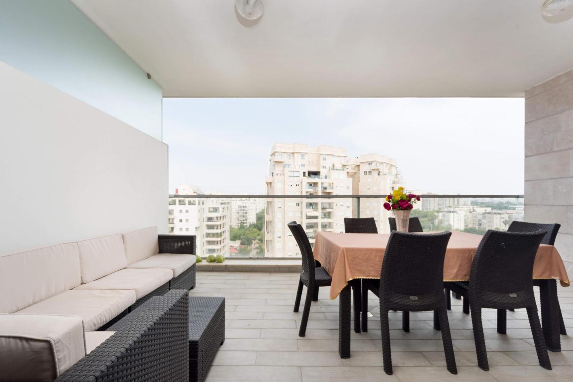 Appartement Urban Gem With Outdoor Lounge By Sea N' Rent à Tel-Aviv Extérieur photo